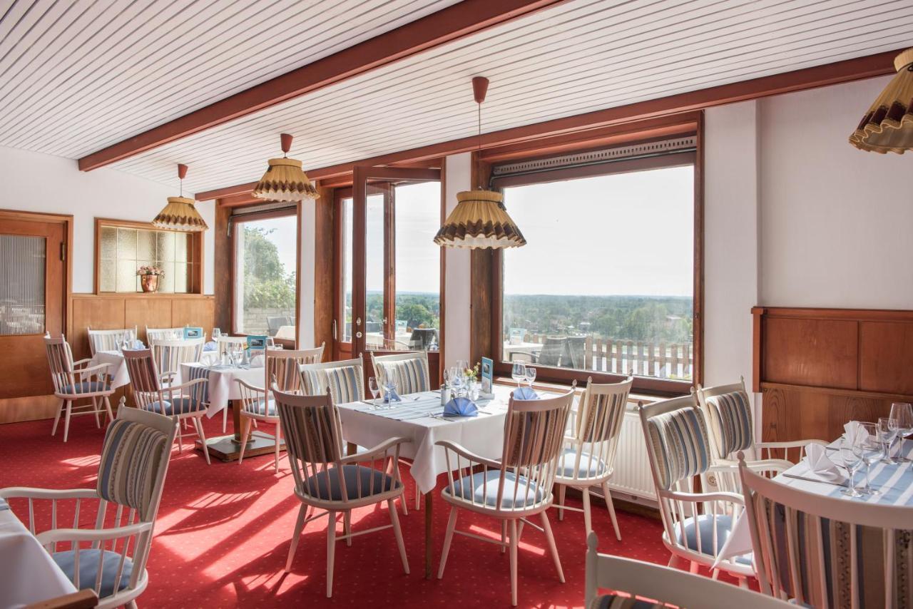 Hotel Bellevue เลาเอนบวร์ก ภายนอก รูปภาพ
