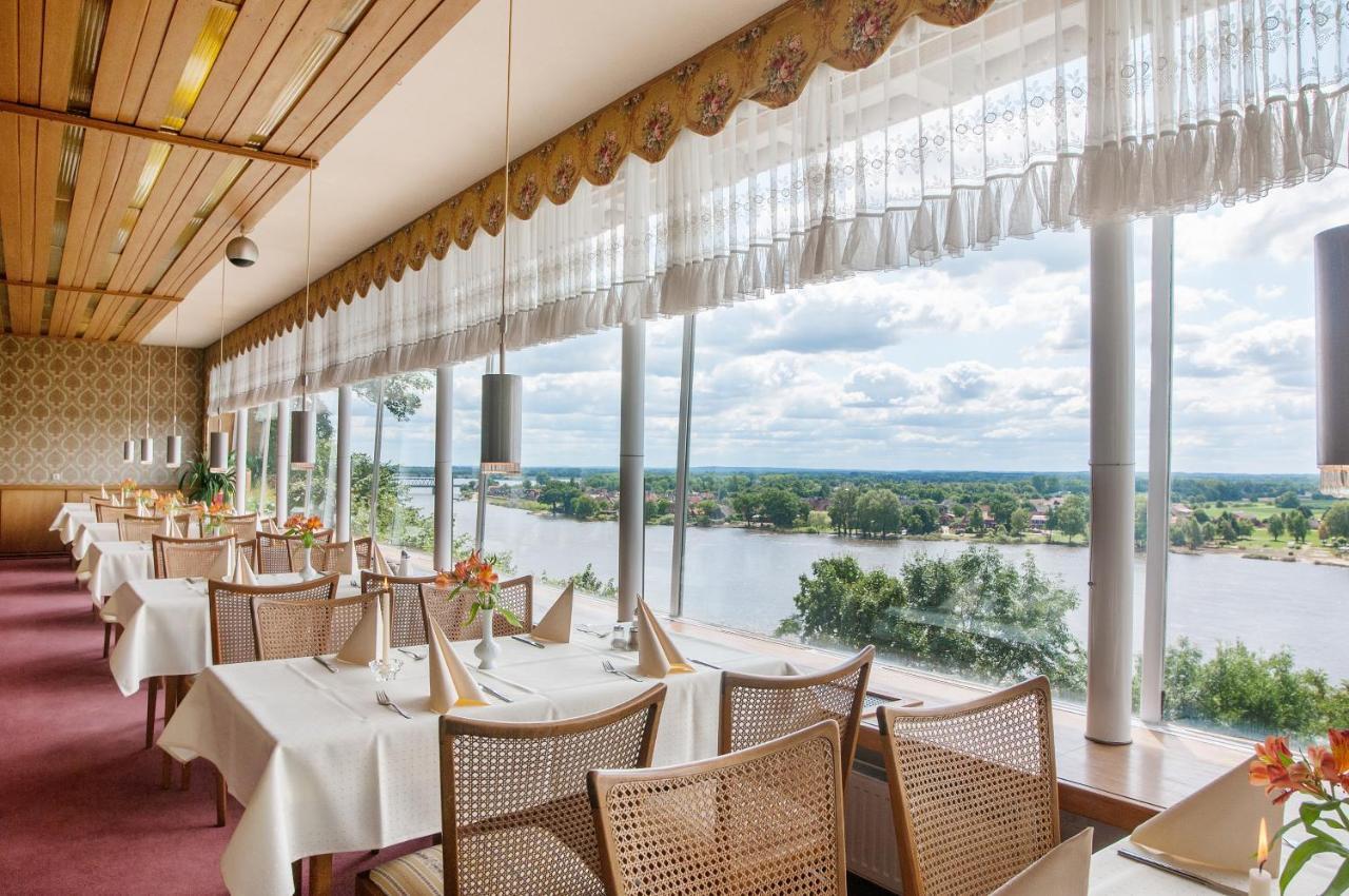 Hotel Bellevue เลาเอนบวร์ก ภายนอก รูปภาพ